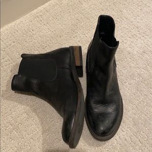 Genuine Leather Chelsea boots